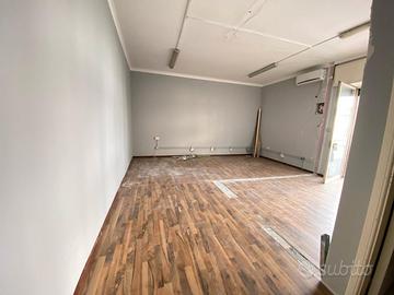 Locale Commerciale Via Innamorati FL6