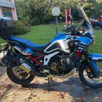 Honda CRF1100L Africa Twin DCT TRAVEL