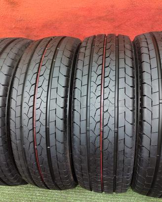 215 70 15C Gomme estive NEW Bridgestone 215 70R15C