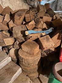 legna di Palma tagliata a dischi da ardere