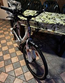 Bicicletta elettrica nuova, mai utilizzata.