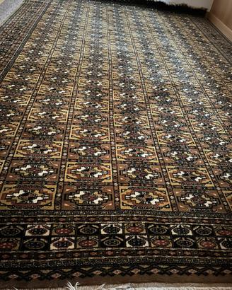 Tappeto BUKHARA fatto a mano