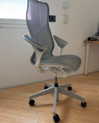 Herman Miller Cosm