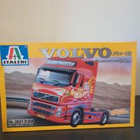 Modellino Volvo Fh16 1/24 italeri