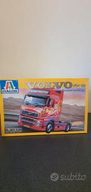 Modellino Volvo Fh16 1/24 italeri