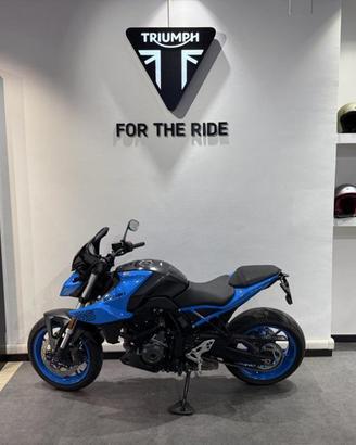 SUZUKI GSX-8S .