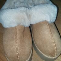 mezzo stivaletto con pelo modello ugg 