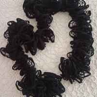 Sciarpa donna vintage in maglia a rete nera