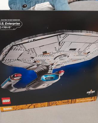 Lego 10356 
Star Trek Enterprise MISB