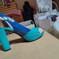 Sandalo blu e azzurro