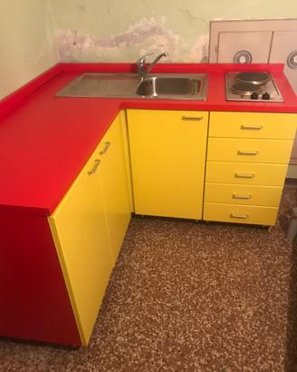 Cucina completa ad angolo elettrodomestici REX