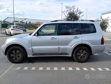 Mitsubishi Pajero 3200 istile 5 v60 del 2005