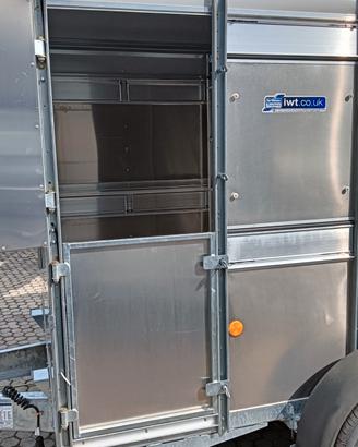 RIMORCHIO IFOR WILLIAMS 2 ASSI KG.3500 TRASPORTO A