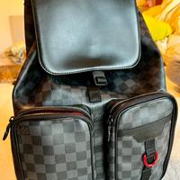 Zaino Louis Vuitton Utility nuova mai usata