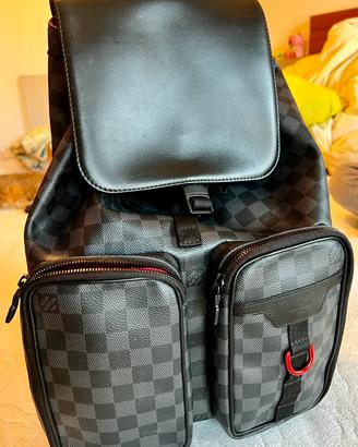 Zaino Louis Vuitton Utility nuova mai usata
