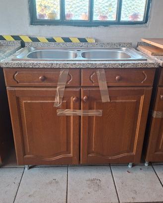 cucina linerare 3,5 metri piano in pietra 