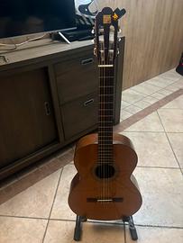 Chitarra  classica con custodia