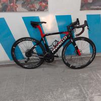   bici pinarello nytro