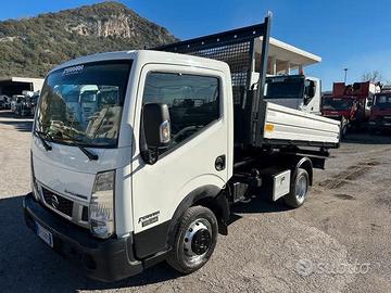 Nissan cabstar NT 400 con cassone ribaltabile