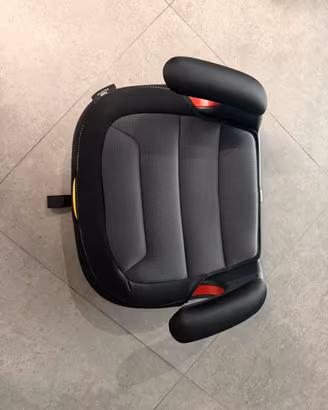 Seggiolino PegPerego con attacchi isofix