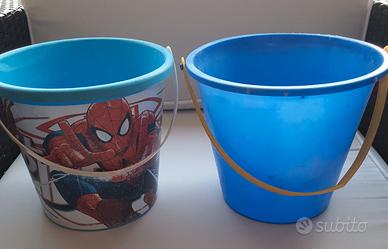 n.2 secchielli mare spiaggia spiderman e neutro mi
