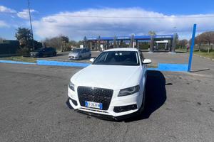 Audi a4 2011 4serie 2.0 tdi 143 cv Automatica