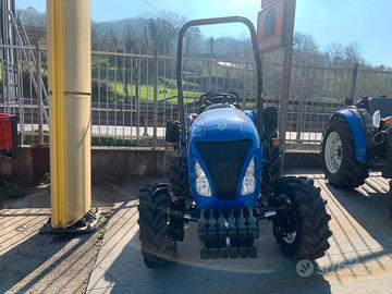 Tarttore new holland boomer 50