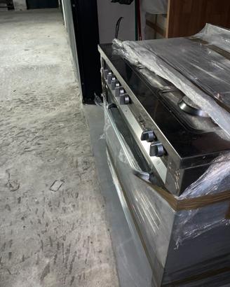 Cucina a Gas ariston