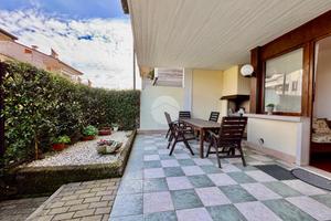 4 LOCALI A DESENZANO DEL GARDA