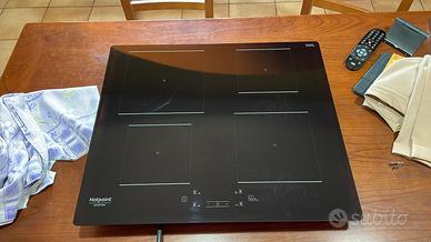 Piano cottura induzione ARISTON HOTPOINT