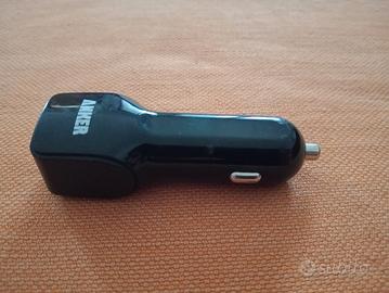 caricacellulare da auto