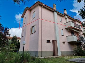 Appartamento al 2°piano + giardino e garage