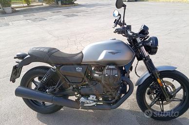 moto guzzi v7