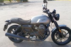 moto guzzi v7