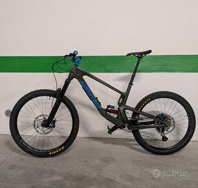 Santa Cruz Bronson V4