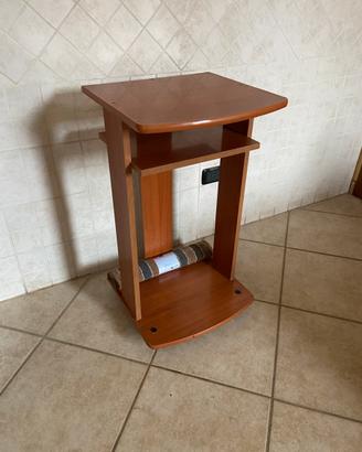 Mobiletto porta computer