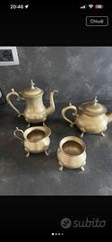 Set da the in bronzo