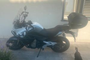 CF MOTO 650 MT