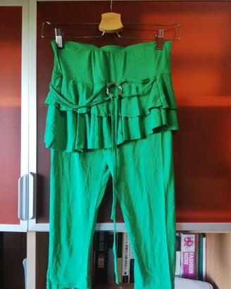 Gonna verde con leggings ragazza made in France