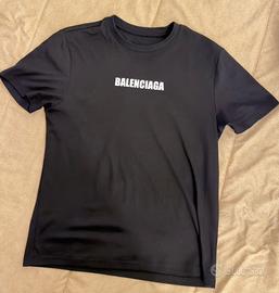 T- Shirt