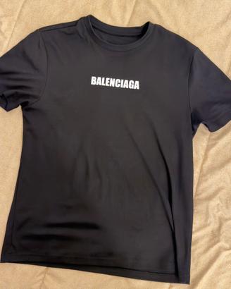 T- Shirt