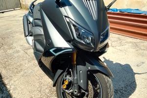 t max