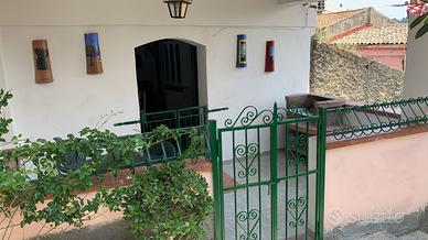 CASA SINGOLA A 10 minuti da TAORMINA