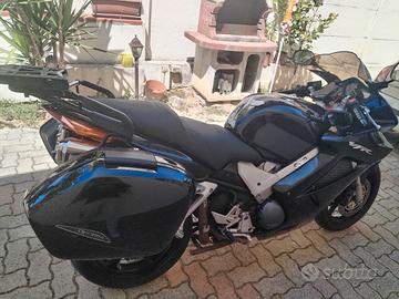 Honda VFR V-Tek 800