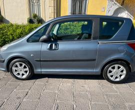 Peugeot 1007