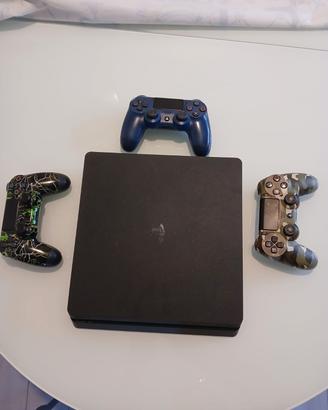 Play Station 4 slim