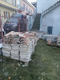 Tegole, mattoni e pianelle di pietra