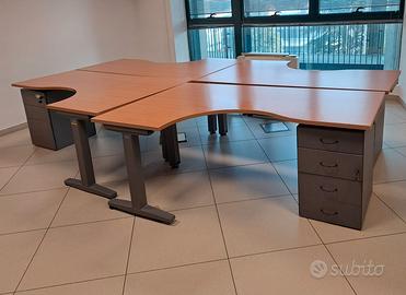 Scrivania grande sala conferenze co working