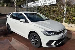 VOLKSWAGEN Polo 1.0 TSI Life, Led, PDC, Climatro