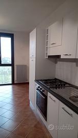 San Felice bilocale con balcone e garage
